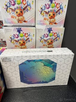 Pokemon prismatic evolutions a další - 5