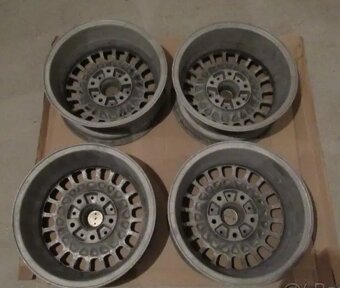 SLEVA - alu kola BMW 5x120 - 6x14, odlakovaná - 5