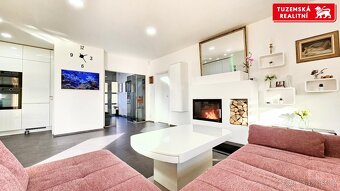 Zánovní bungalov 5+kk s garáží, se zahradou a velkou krytou  - 5