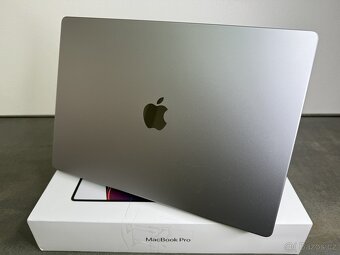 MacBook Pro 16'' 2021 / M1 Max / 32GB / 1TB SSD / Space Gr - 5
