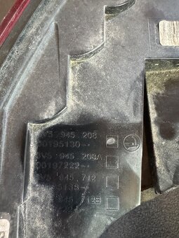 3V5 945 208 - PZ svělo vnější Superb 3 Liftback - 5