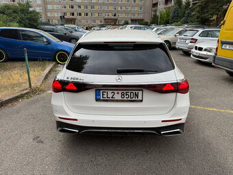 Mercedes-Benz E 300 de AMG Line Hybrid - 5