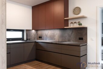 Prodej rodinného domu 150 m2, pozemek 636 m2 - 5