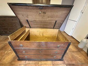 Komoda a truhla k renovaci - 5