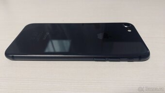 iPhone 8 - cosmic black - 5