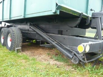 Traktorový nosič kontejnerů hákový NKT-10, s originál doklad - 5