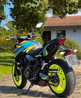 Yamaha MT 07 - 5
