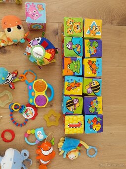 Hračky pro miminko 0–12 měsíců - 5