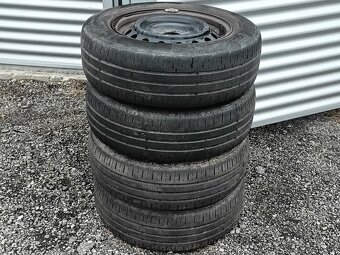 Toyota Auris -- náhradní díly - 5