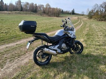 CFMOTO MT 650 - 5