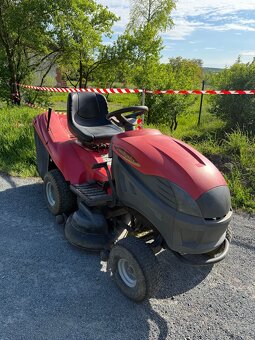 Zahradní traktor Castel Garden 17,5 koní - 5