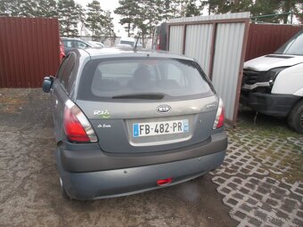 Kia Rio 1,5 CRDi - 5