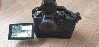 GH5 vč. příslušenství + objektivy - 5