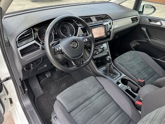 VW Touran 2,0TDi ComfortLine – 2017 – DIGI KLIMA, ACC, TAŽNÉ - 5