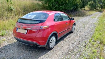 CIVIC Sport 1.8i 103kW 2008 - 5