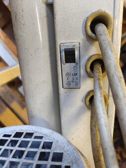 Elektrické masážní lehátko - 5