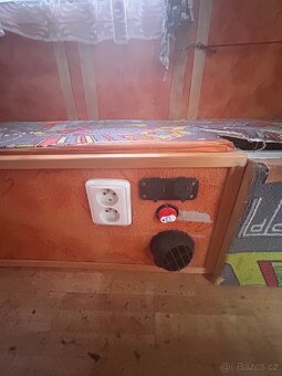 Karavan obytný do přírody na ryby + předstan - 5