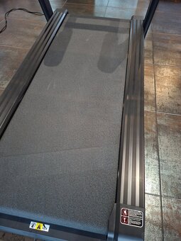 Běžecký pás InSPORTline InCondi 420i - 5