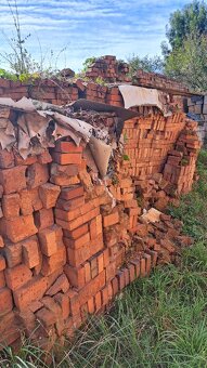 pálené cihly cca 3000ks plus ZDARMA tvárnice 100ks - 5