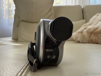 Sony Handycam DCR-DVD205 NOVÁ nepoužitá TOP STAV - 5