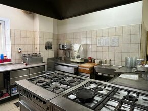 Lanškroun - obchodní prostory k prodeji, 1250 m2 - 5