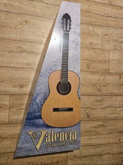 Dětská kytara Valencia - 5
