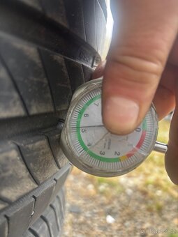 225/45/17 letní pneu - 5