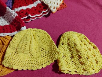 Háčkované kloboučky - 5