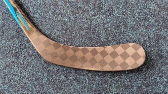 BAZAR - HRÁČSKÁ HOKEJKA BAUER NEXUS SYNC INT - 5