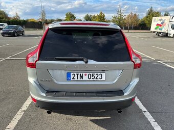 VOLVO XC60 T6 SUMMUM AWD, ACC, DYNAUDIO, NAVIGACE, KEYLESS - 5