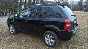 HYUNDAI TUCSON - 5