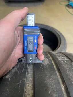 Michelin 325/35 R23 - 5