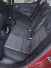 Peugeot 207 interiér - 5