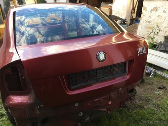 Dveře V. Kufr Škoda Octavie 2 sedan a nárazník - 5