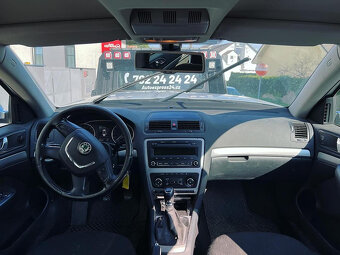 Vůz na náhradní díly Škoda Octavia 2 FL sedan 2013 CAYC LA7W - 5