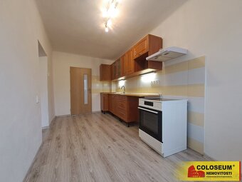 Znojmo - Konice, pronájem bytu 3+1, 65 m2, nezařízený - byt - 5