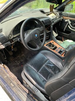Bmw e38 730i manuál - 5
