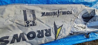 Arrows  5.6 tom hawks windsurf plachta výborný stav - 5