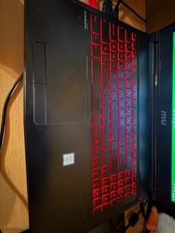 MSI GL63 8RD - 5