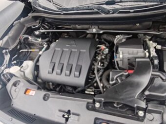 Prodám Mitsubishi eclipse cross 1.5 t-mivec - 5