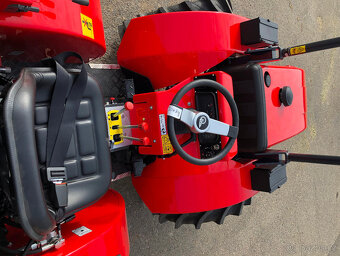 Malotraktor AGT 960 R - otočné pracovisko, 50 HP - 5