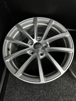 Alu Audi 5x112 17” 4K0601025 - 5