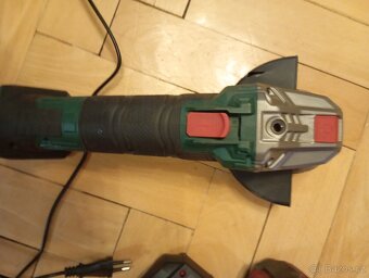 Úhlová aku bruska Parkside - 5