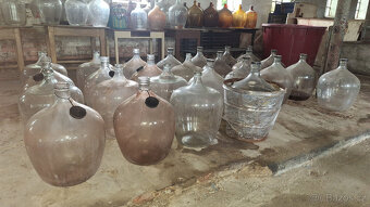 demižóny různé velikosti - 5