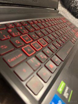 Herní notebook Acer Nitro V - 5