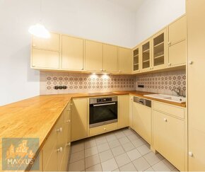 Pronájem bytu 3+1 (100 m2) s balkónem Praha 2 - Vinohrady, u - 5