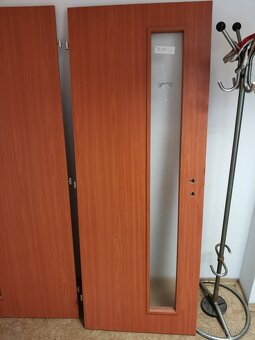 Zánovní interiérové dveře - částečně prosklené - 5