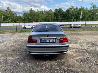 BMW 320i (E46) Sedan 2001 - 5