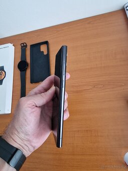 Prodám Samsung S22 Ultra 8/128 GB + hodinky GW4 - 5
