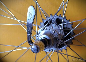 zapletená kola Mavic MA40, náboje Shimano 600 - 5